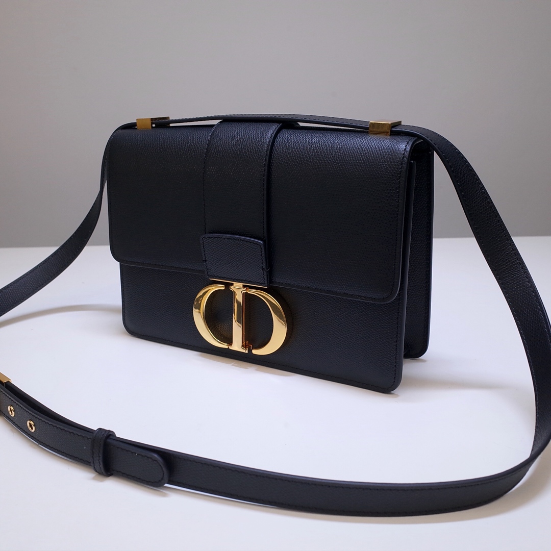 30 Montaigne Bag Black Grained Calfskin